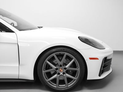 2025 Porsche Panamera Panamera 4