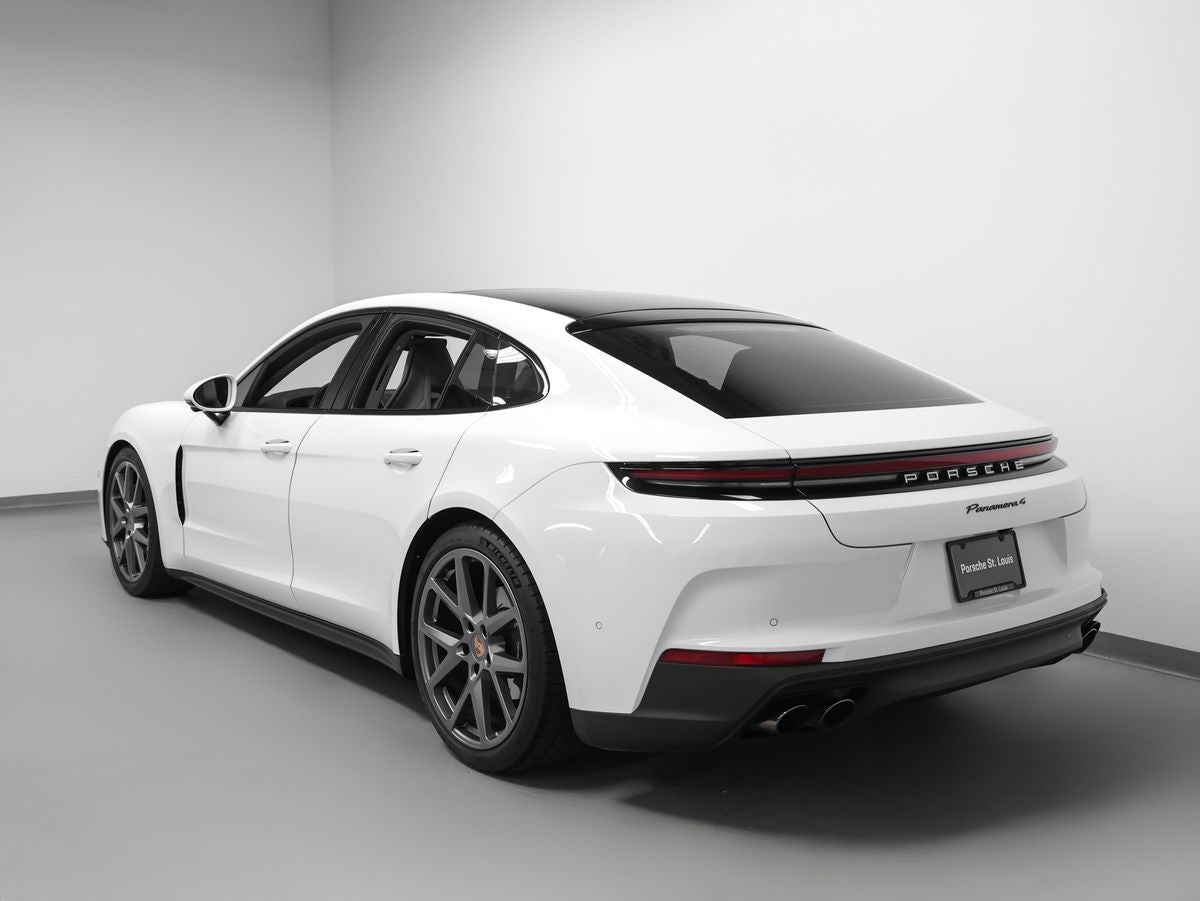 2025 Porsche Panamera Panamera 4