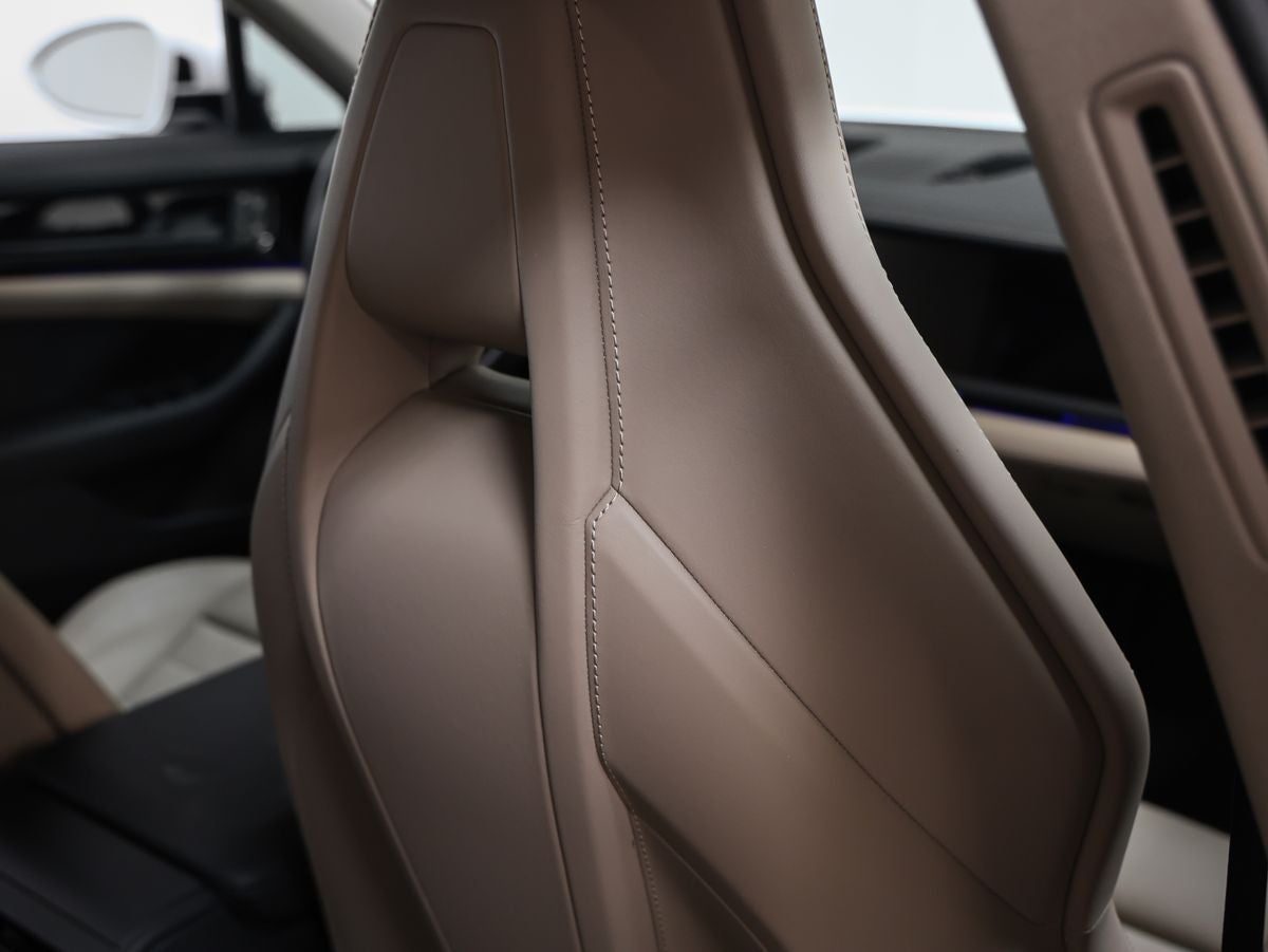2025 Porsche Panamera Panamera 4