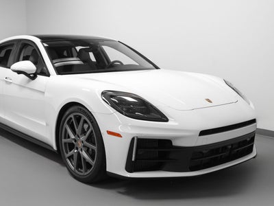 2025 Porsche Panamera Panamera 4