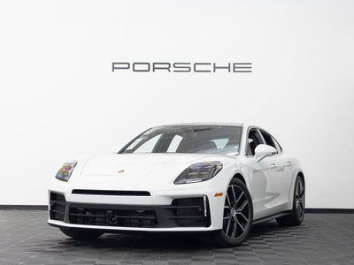 2026 Porsche Panamera 4