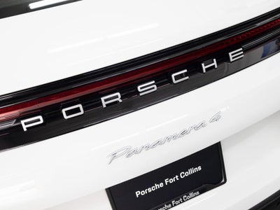 2026 Porsche Panamera 4