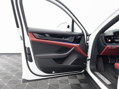 2026 Porsche Panamera 4