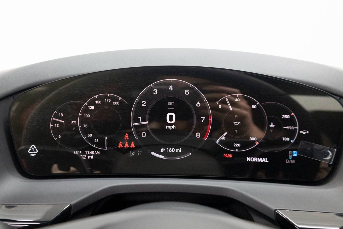 2026 Porsche Panamera 4