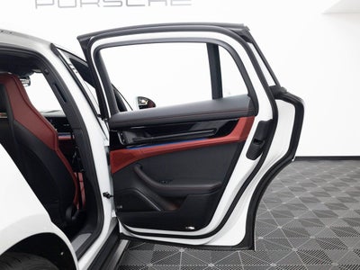 2026 Porsche Panamera 4