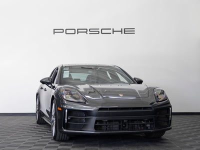 2025 Porsche Panamera 4
