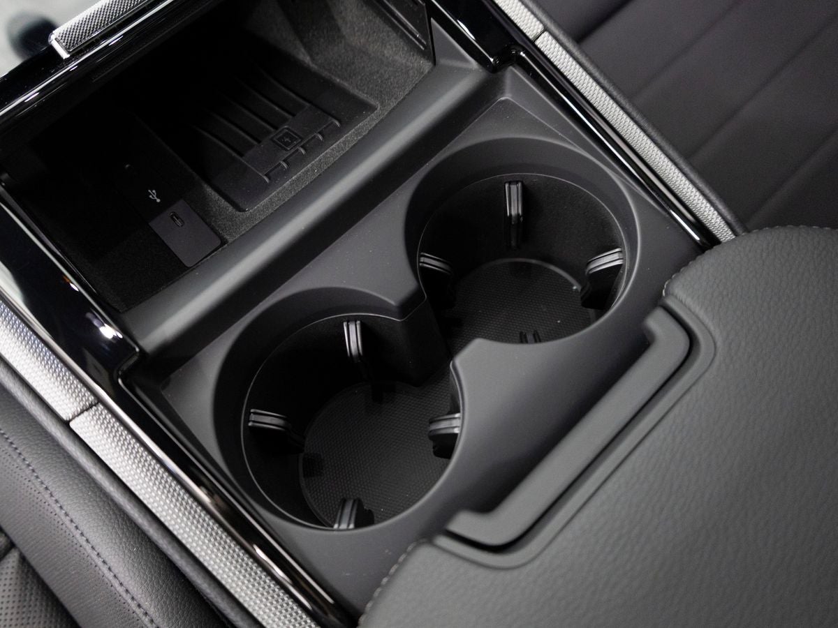 2025 Porsche Panamera 4