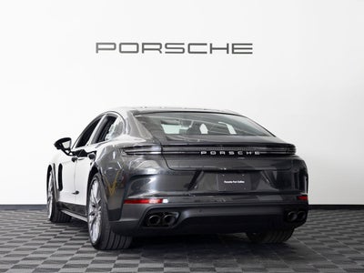 2025 Porsche Panamera 4