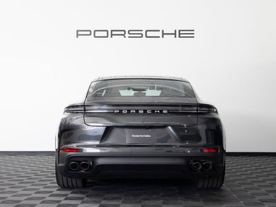 2025 Porsche Panamera 4