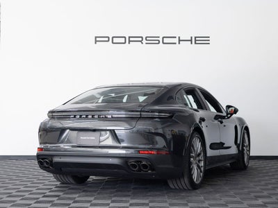 2025 Porsche Panamera 4