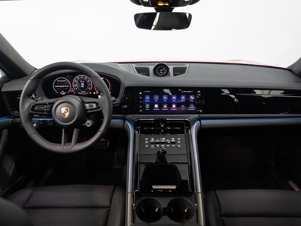 2026 Porsche Panamera 4