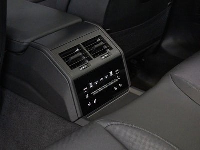 2026 Porsche Panamera 4