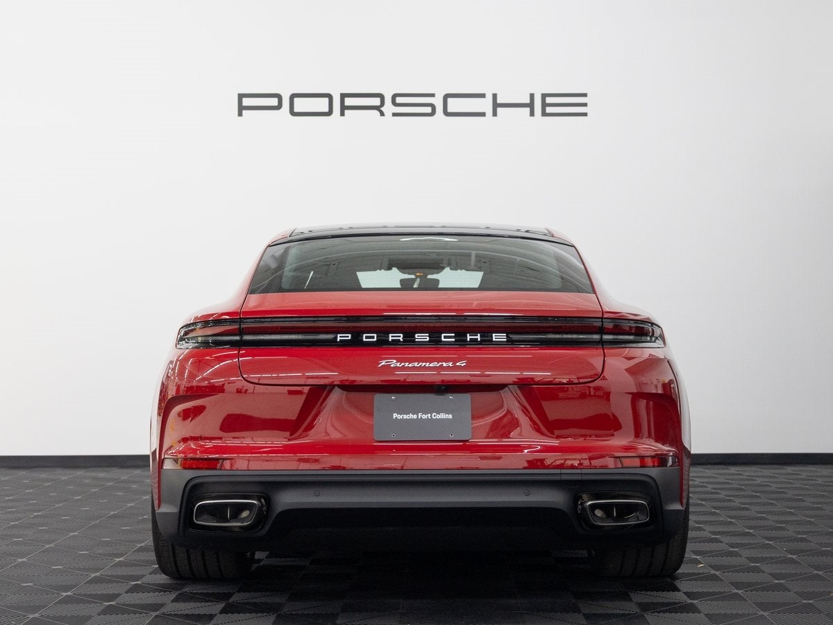 2026 Porsche Panamera 4