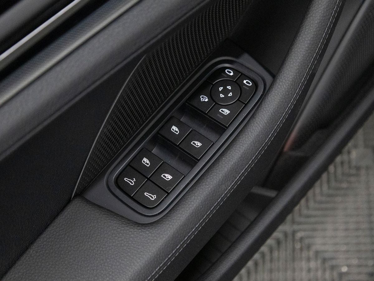 2026 Porsche Panamera Panamera 4