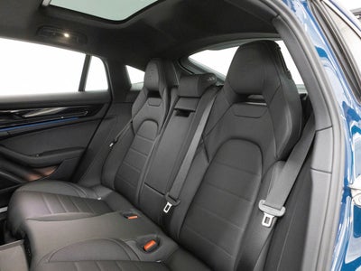 2026 Porsche Panamera Panamera 4