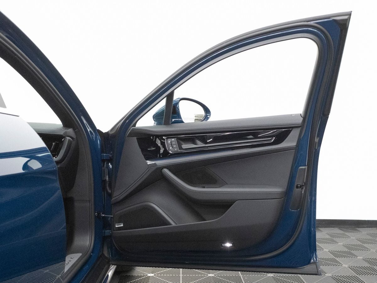 2026 Porsche Panamera Panamera 4
