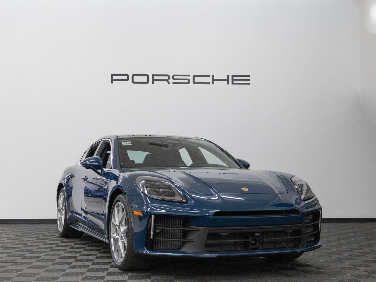 2026 Porsche Panamera Panamera 4