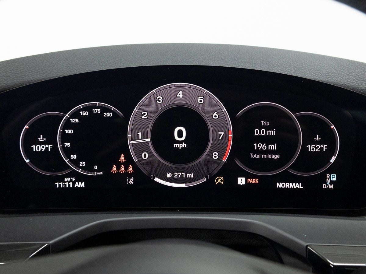 2025 Porsche Panamera 4