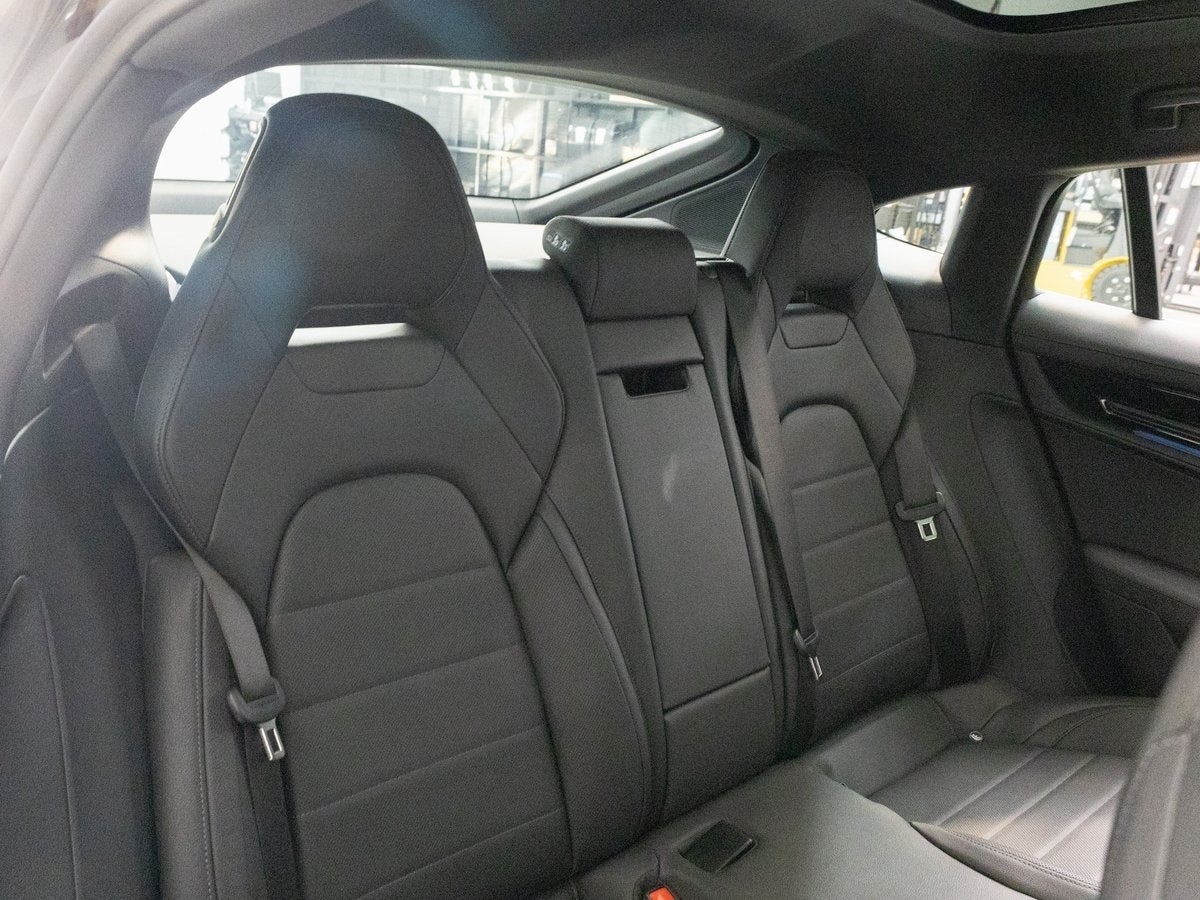 2025 Porsche Panamera 4