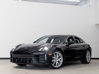 2025 Porsche Panamera 4