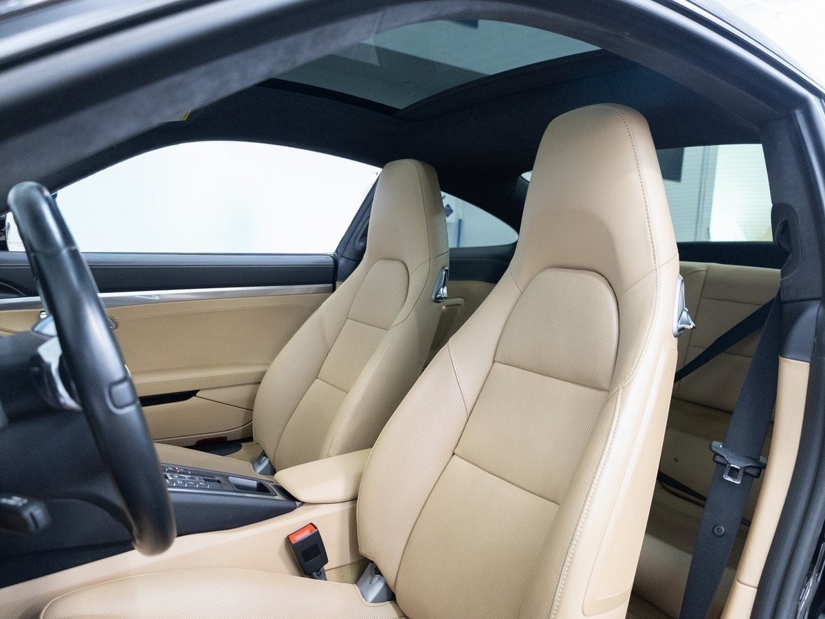 2013 Porsche 911 Carrera 4S