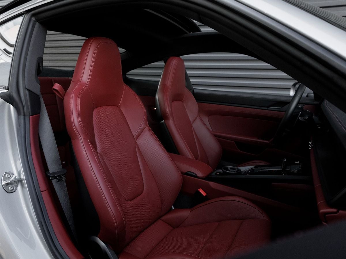 2024 Porsche 911 Carrera GTS