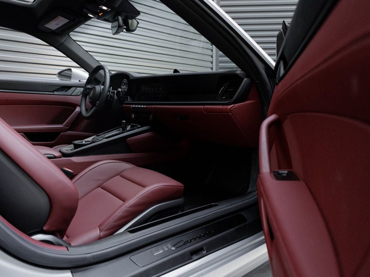 2024 Porsche 911 Carrera GTS