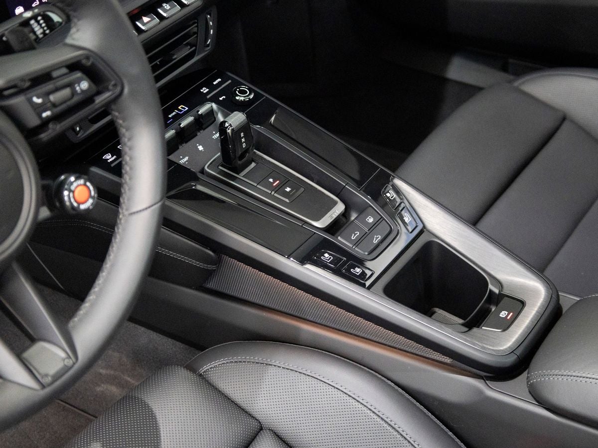 2025 Porsche 911 Carrera GTS