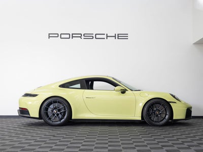 2025 Porsche 911 Carrera GTS