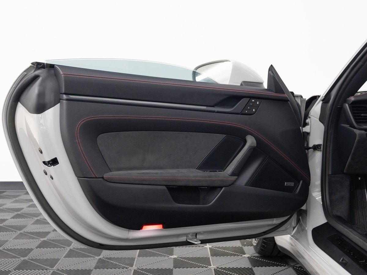 2023 Porsche 911 Carrera GTS