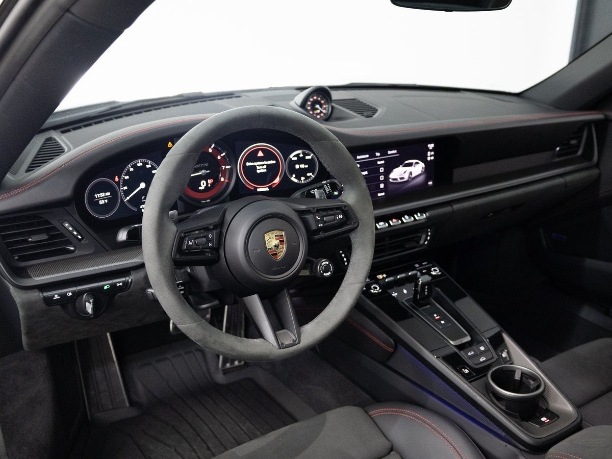 2023 Porsche 911 Carrera GTS
