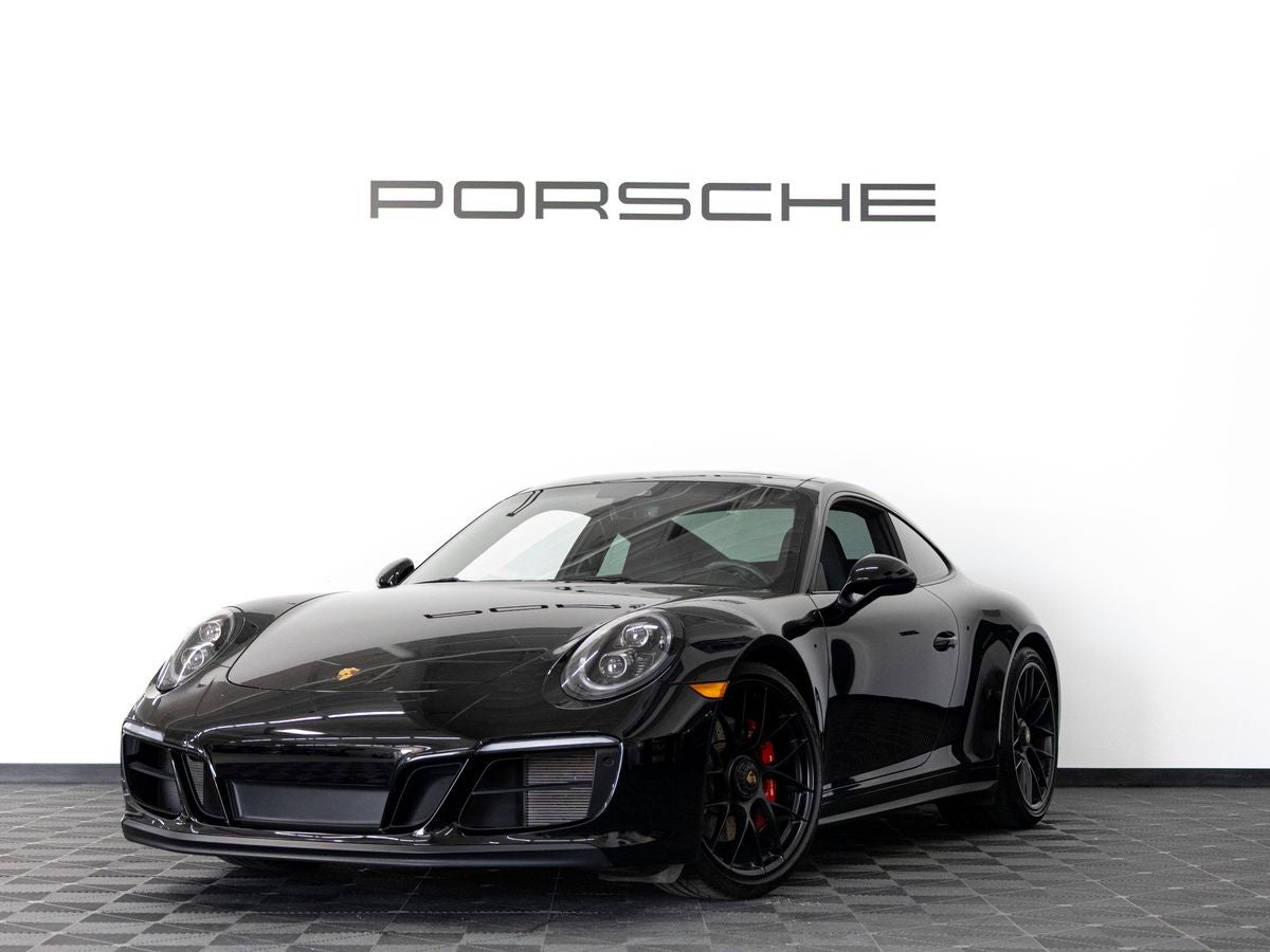 2019 Porsche 911 Carrera 4 GTS