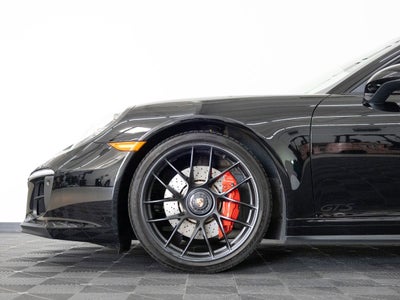 2019 Porsche 911 Carrera 4 GTS