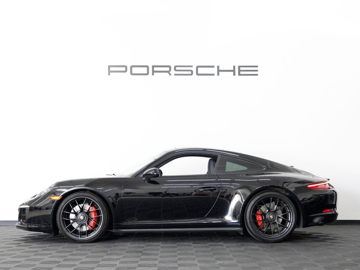 2019 Porsche 911 Carrera 4 GTS