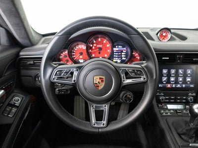 2019 Porsche 911 Carrera 4 GTS