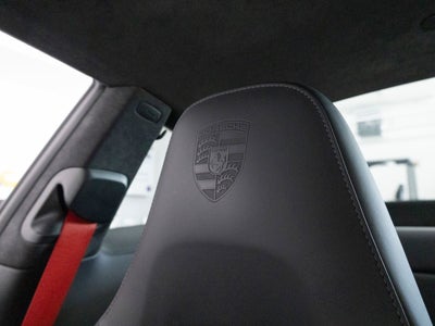 2019 Porsche 911 Carrera 4 GTS