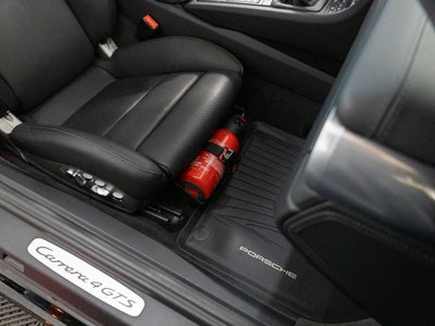2019 Porsche 911 Carrera 4 GTS