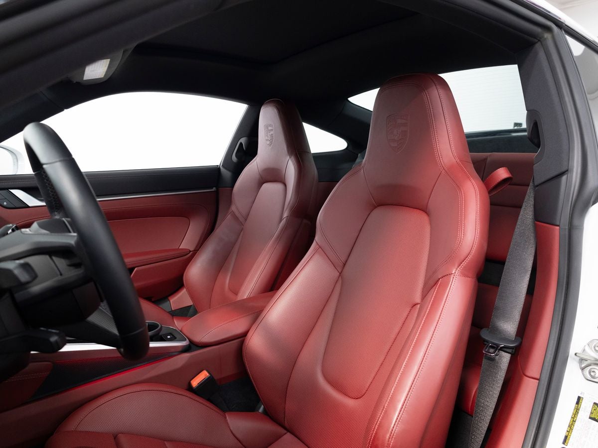 2022 Porsche 911 Carrera S