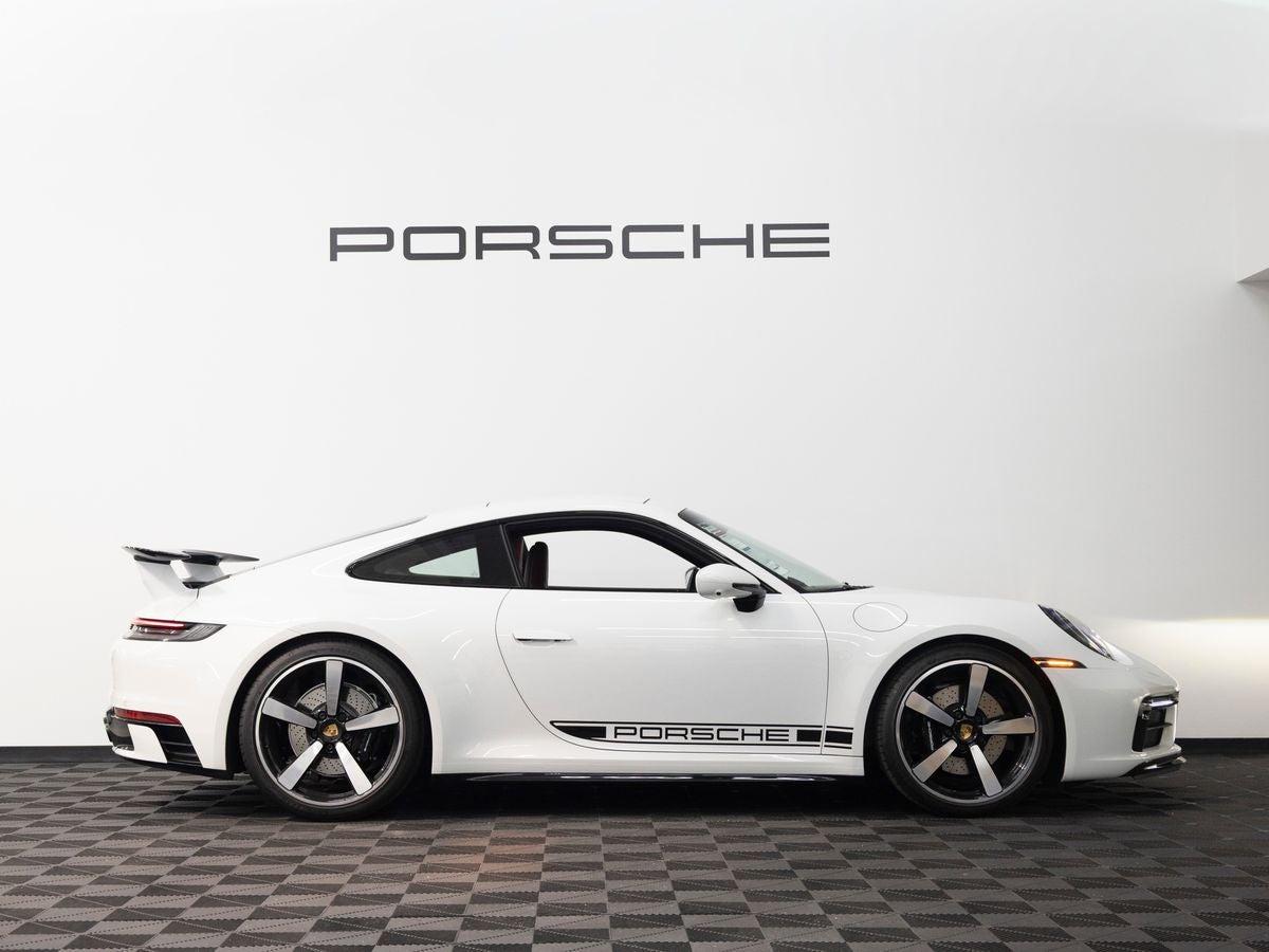 2022 Porsche 911 Carrera S