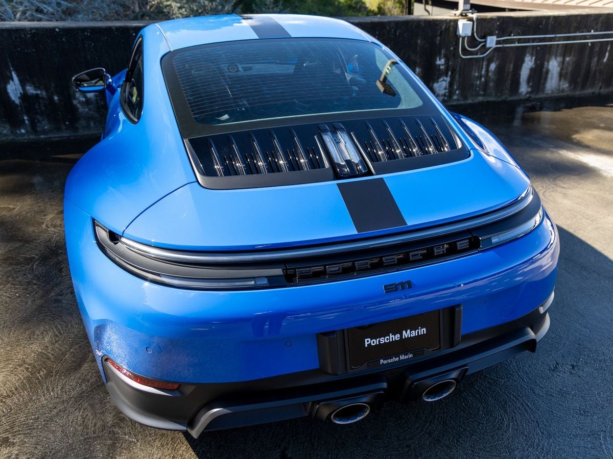 2025 Porsche 911 Carrera GTS