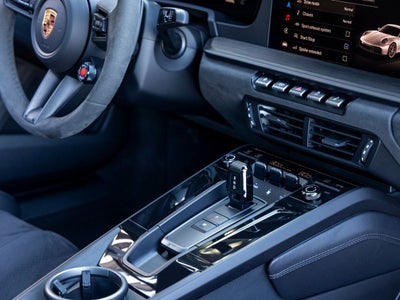 2025 Porsche 911 Carrera GTS