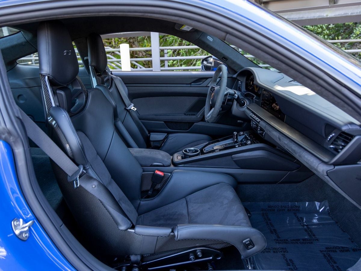 2025 Porsche 911 Carrera GTS