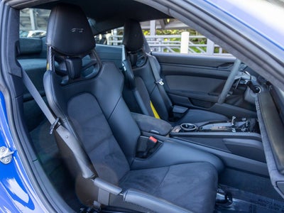 2025 Porsche 911 Carrera GTS