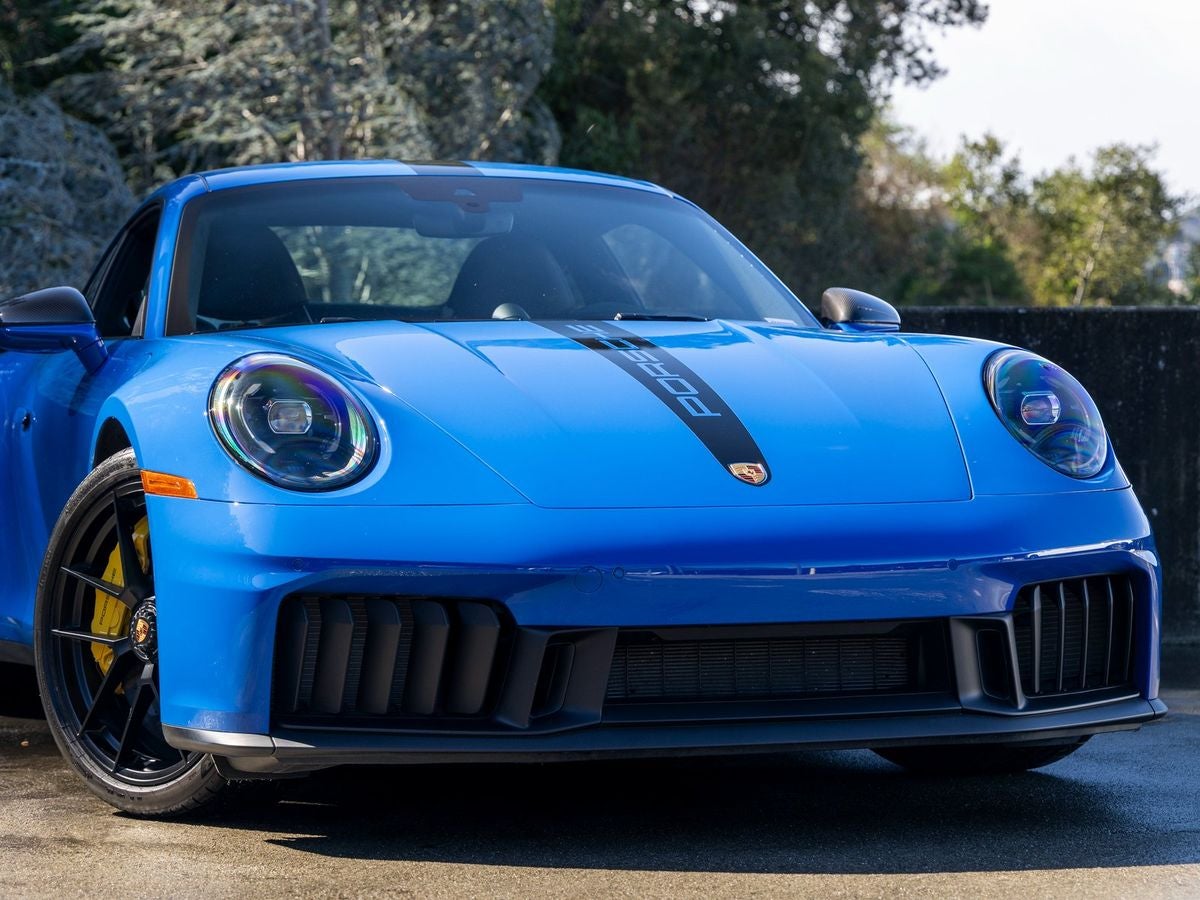 2025 Porsche 911 Carrera GTS