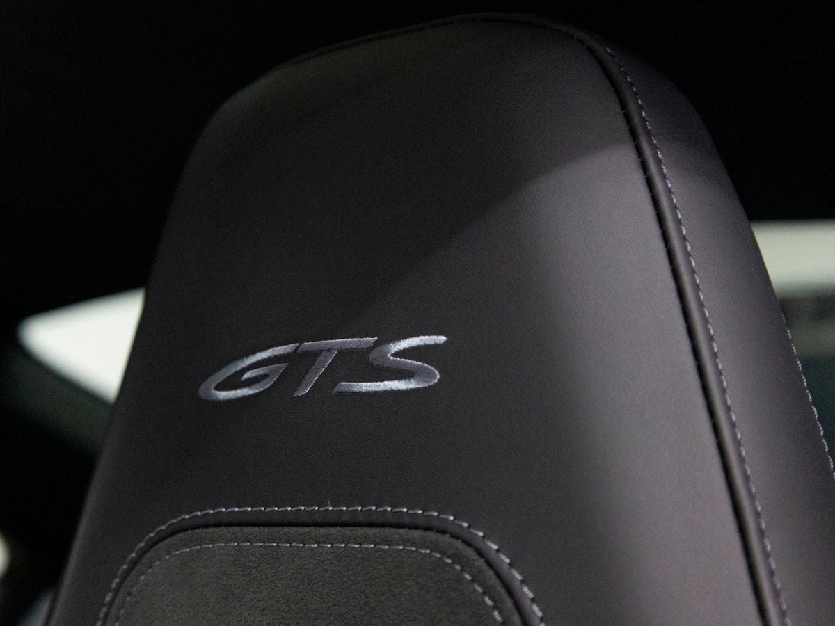 2025 Porsche 911 Carrera GTS