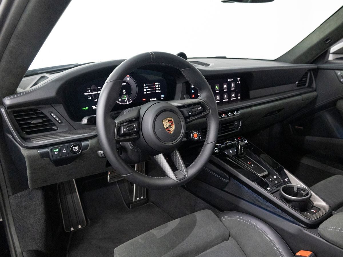 2025 Porsche 911 Carrera GTS