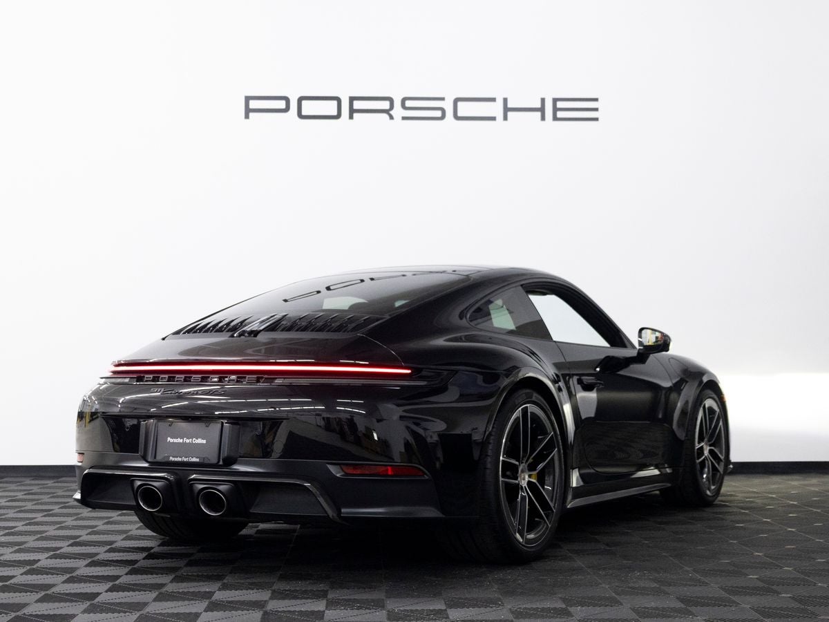 2025 Porsche 911 Carrera GTS