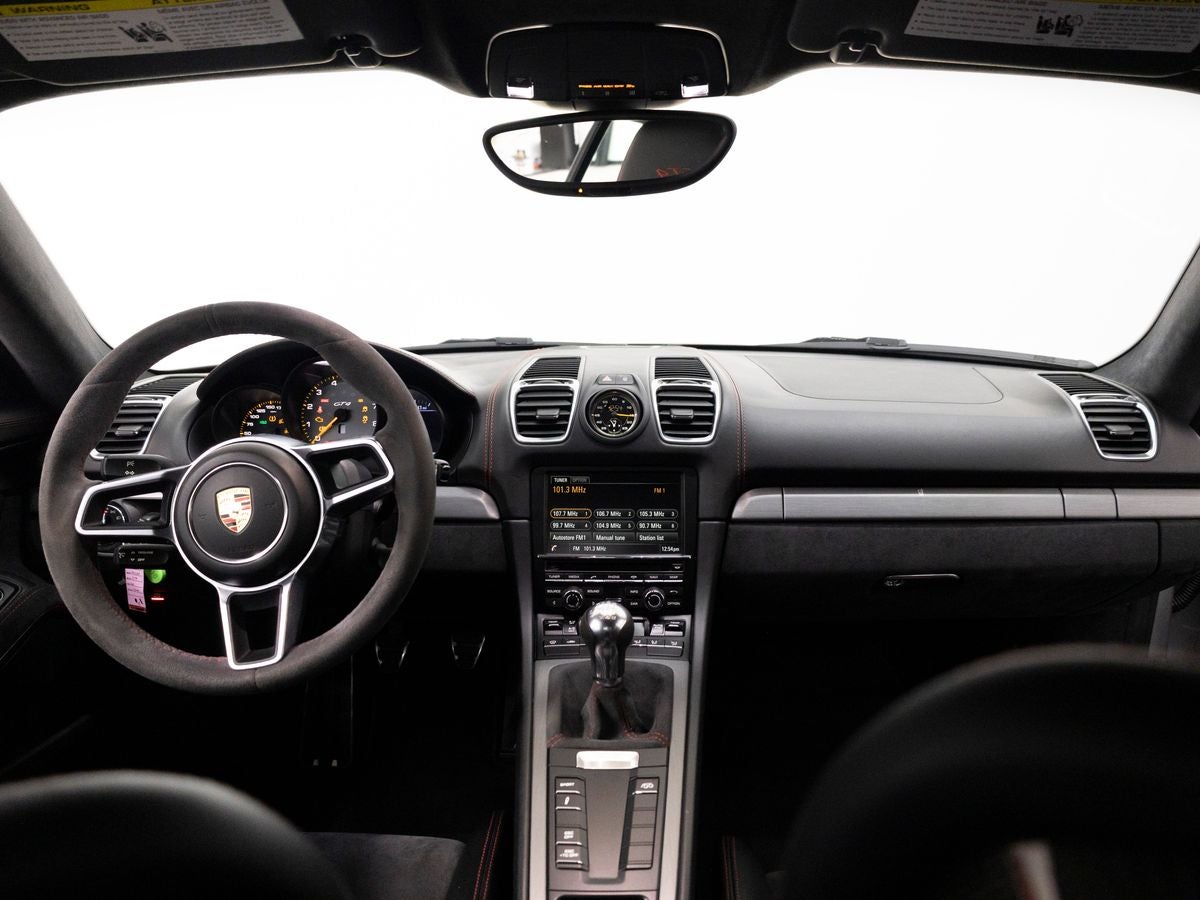 2016 Porsche 718 Cayman GT4