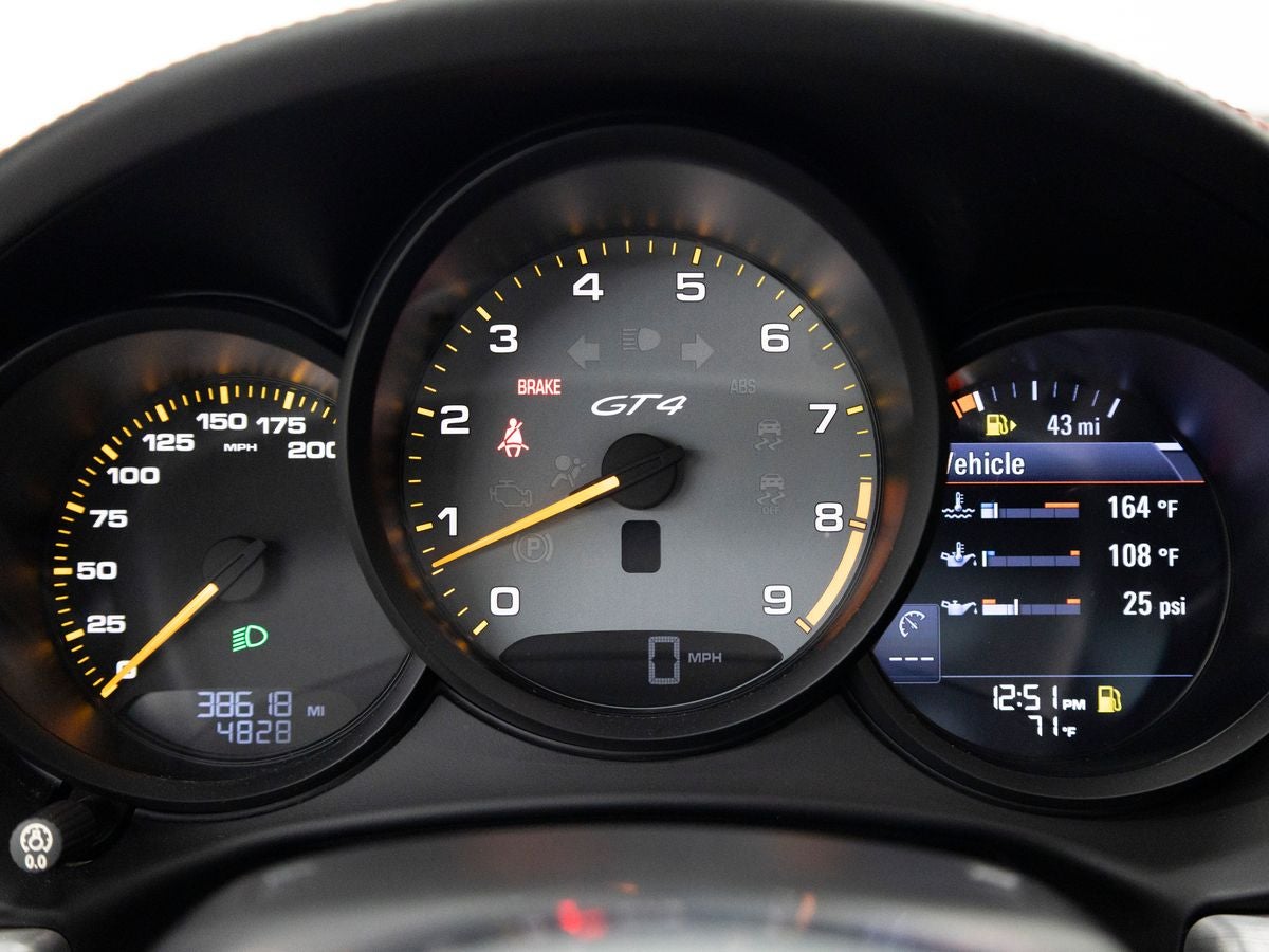 2016 Porsche 718 Cayman GT4
