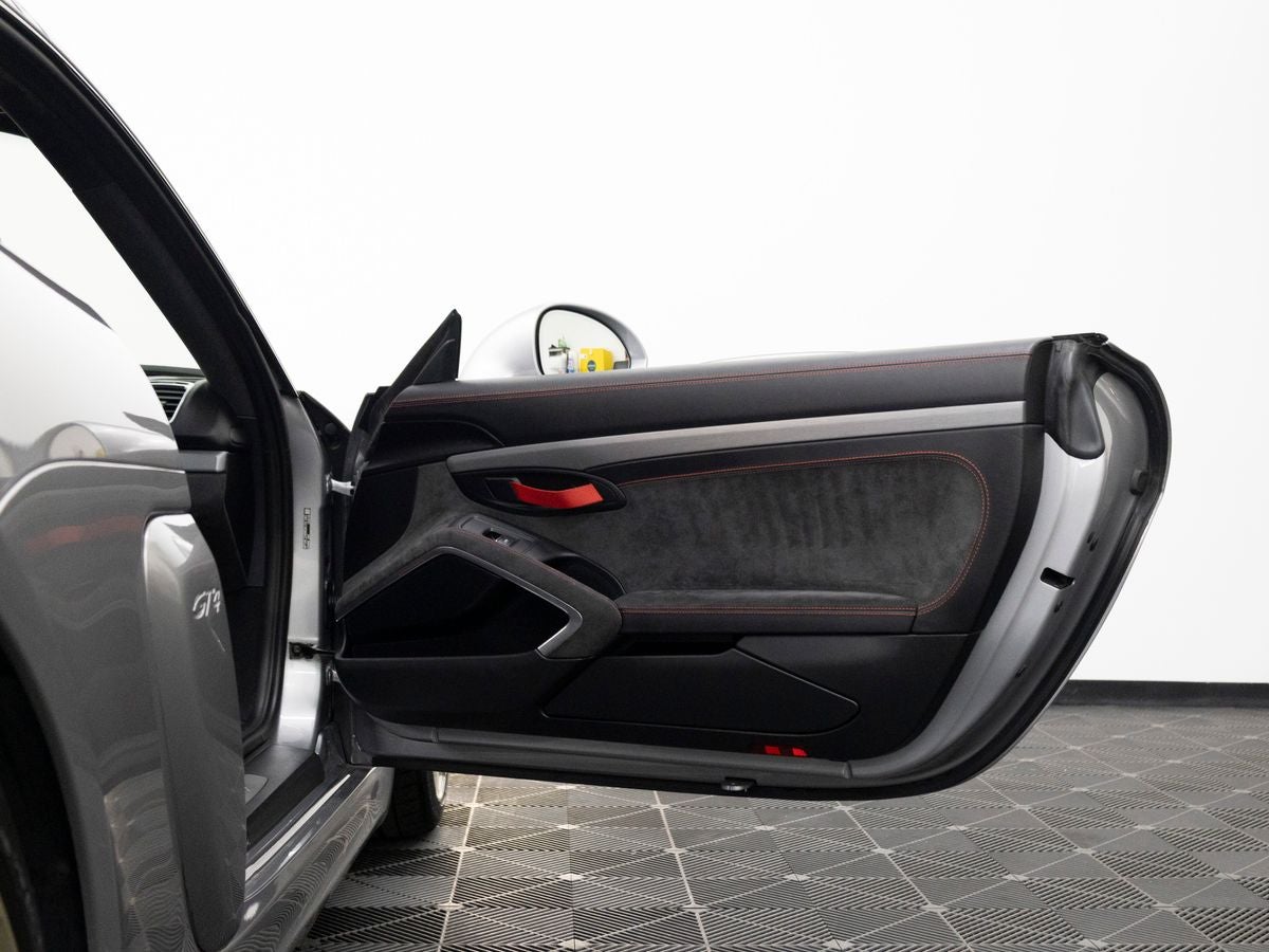 2016 Porsche 718 Cayman GT4